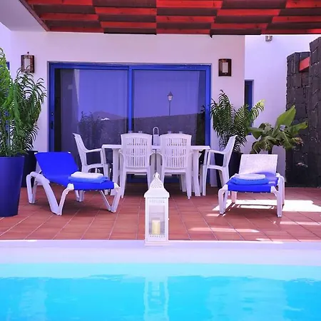 Playa Blanca Sleeps 6 Pool Wifi T691300 * Πλάγια Μπλάνκα