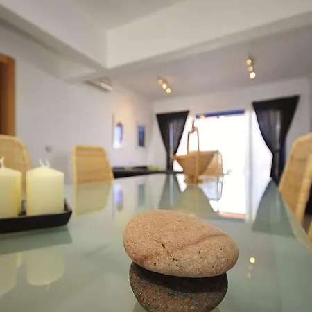Βίλα Playa Blanca Sleeps 6 Pool Wifi T691300